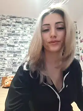 DeeaFUN25 online show from 01/15/25, 05:37