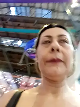 Mia-funny20 online show from 02/04/25, 10:45