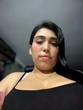 emma  cute   online show from 04/16/26, 11:33