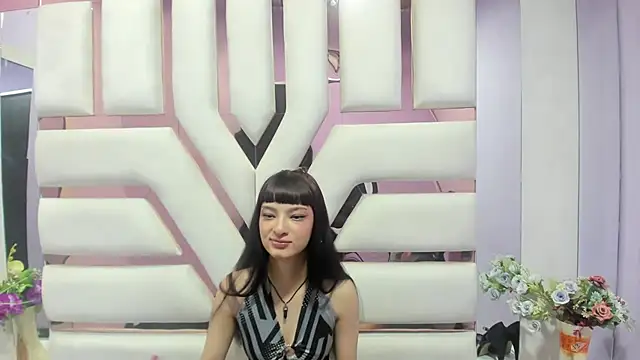 Aurora 18 online show from 12/09/24, 02:17