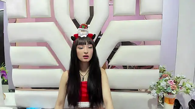 Aurora 18 online show from 12/14/24, 02:31