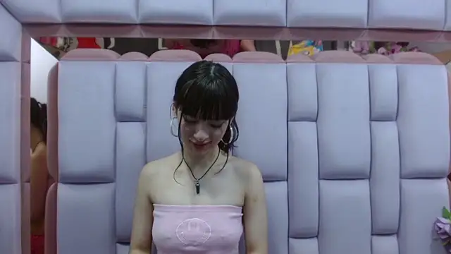 Aurora 18 online show from 02/01/25, 12:40