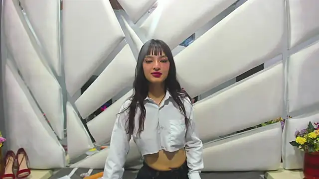 Aurora 18 online show from 02/25/25, 09:02