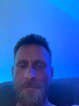 Bro4bro0040 online show from 11/11/25, 03:28