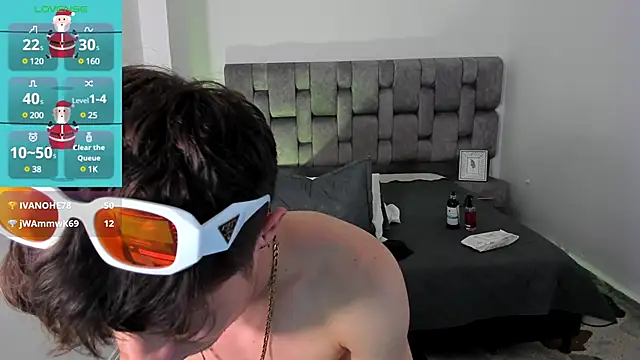 Snapshot of MarcusCollinss_ chatting on 12/21/24, 06:23 MarcusCollinss online show from 12/21/24, 06:23