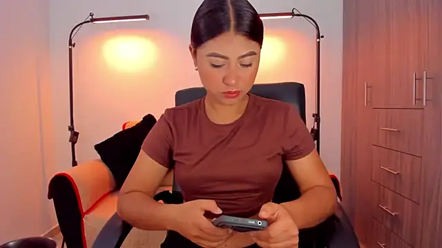 cloy baby   online show from 12/05/25, 10:57