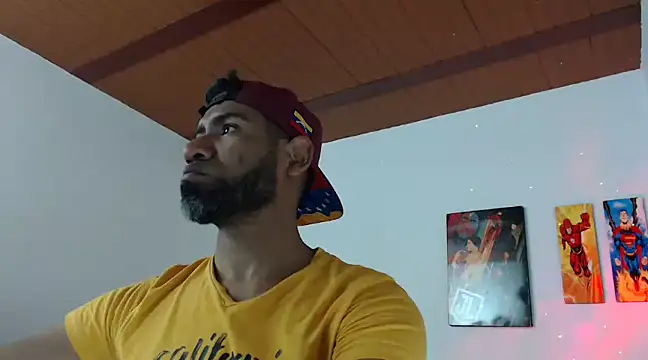 Snapshot of Enriblack92 chatting on 12/26/24, 02:16 Enriblack92 online show from 12/26/24, 02:16