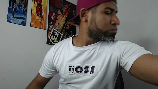 Snapshot of Enriblack92 chatting on 01/20/25, 07:46 Enriblack92 online show from 01/20/25, 07:46