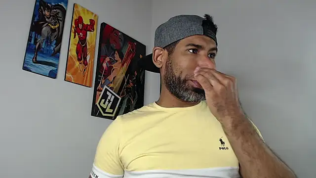 Snapshot of Enriblack92 chatting on 01/24/25, 11:04 Enriblack92 online show from 01/24/25, 11:04