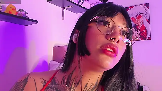 Snapshot of Akari1_Mischief chatting on 12/24/24, 10:06 Akari1 Mischief online show from 12/24/24, 10:06