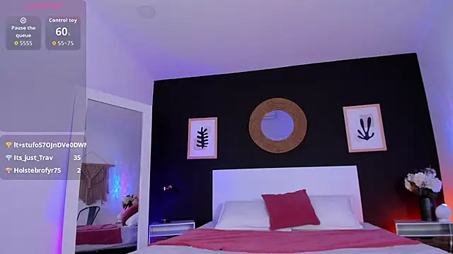 VioletPaket online show from 04/01/26, 01:41