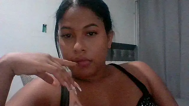 Kitra New online show from 03/06/26, 10:56