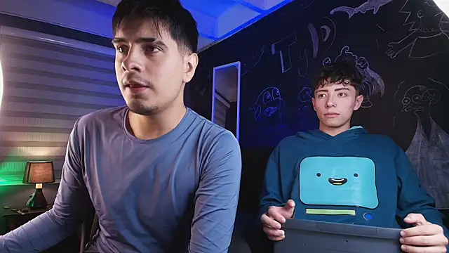 thiago rockwelll online show from 04/15/26, 03:02