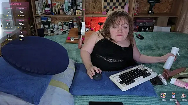 MiniNatalie online show from 11/09/25, 03:38