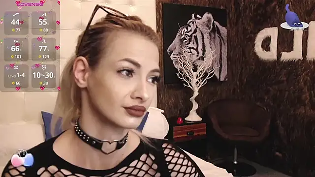 PinkySparks online show from 02/26/25, 08:22