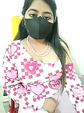 SHUBHI880 online show from 03/08/25, 08:25