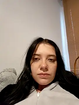 Isabella 21x online show from 02/05/26, 11:48