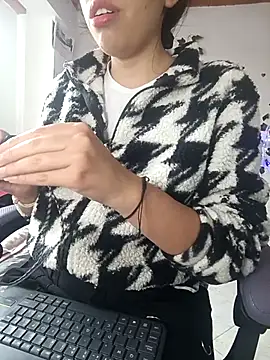 sophie north online show from 03/12/26, 09:10