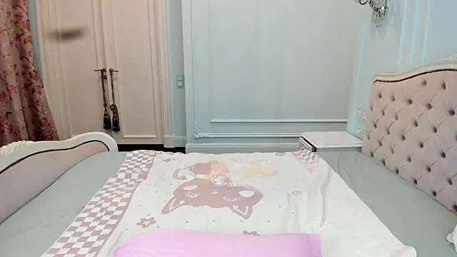 mechloe online show from 11/25/25, 05:51