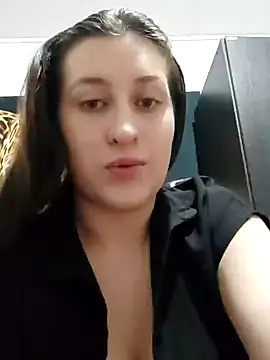 dulccemaria24 online show from 01/12/25, 07:42