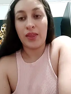 dulccemaria24 online show from 03/07/25, 12:04