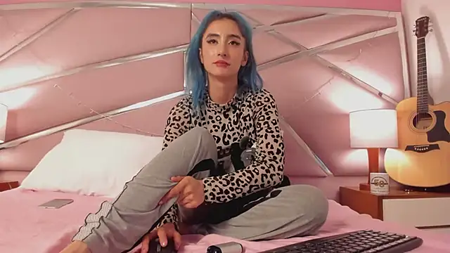 Lunapage online show from 03/21/25, 04:07