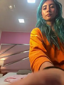 Lunapage online show from 03/22/25, 01:08