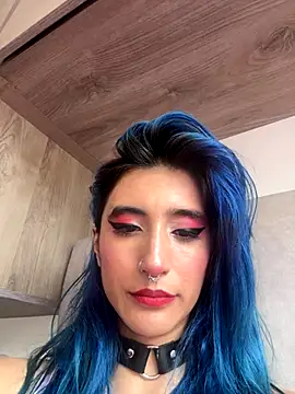 Lunapage online show from 10/30/25, 03:02