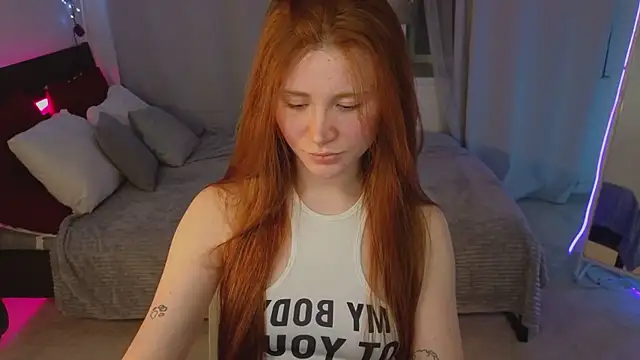 Freckle Diyana online show from 03/12/26, 09:32