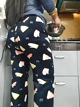 Manpreet kaur21 online show from 12/21/24, 06:09