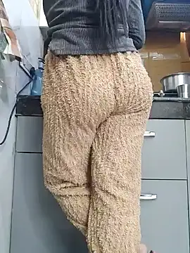 Manpreet kaur21 online show from 01/13/25, 07:32