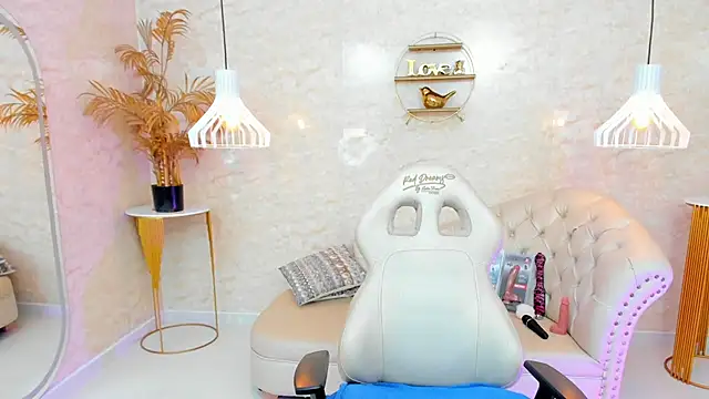 LYA SWEETX online show from 11/17/25, 04:07