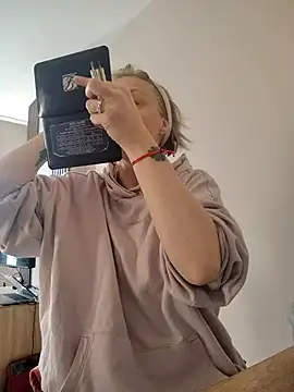 MySweetcum69 online show from 03/31/26, 08:26