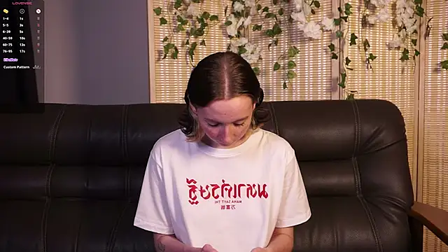 LimaLexxx online show from 10/16/25, 05:14