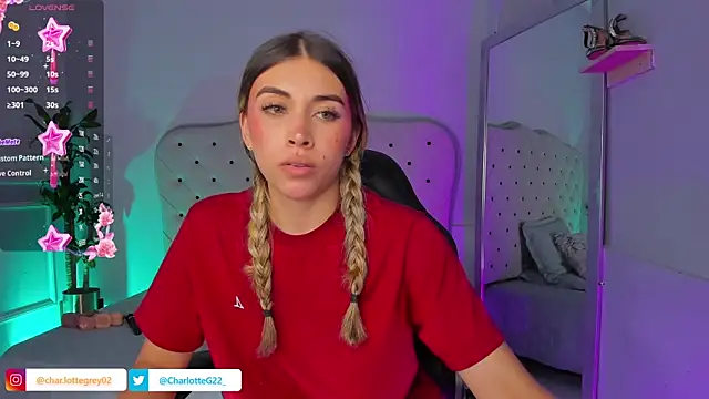 Snapshot of charlotte__grey chatting on 01/08/25, 07:34 charlotte grey online show from 01/08/25, 07:34