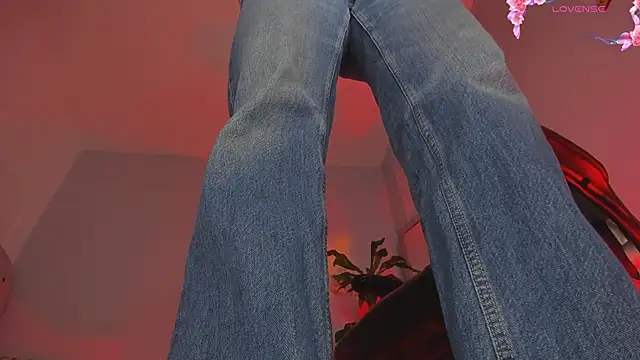 charlotte  grey online show from 03/26/26, 08:03