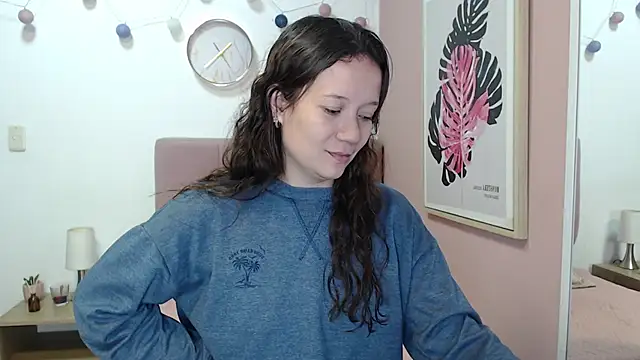 Snapshot of lanna_1878 chatting on 05/27/26, 12:57 lanna 1878 online show from 05/27/26, 12:57