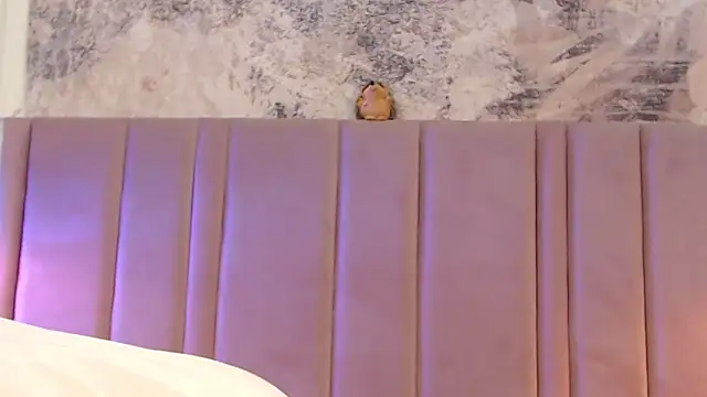 Snapshot of SabrinaDevill chatting on 04/23/26, 01:13 SabrinaDevill online show from 04/23/26, 01:13