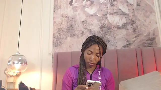 Snapshot of SabrinaDevill chatting on 06/05/26, 01:06 SabrinaDevill online show from 06/05/26, 01:06