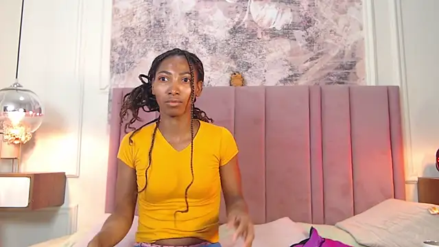 Snapshot of SabrinaDevill chatting on 06/18/26, 01:04 SabrinaDevill online show from 06/18/26, 01:04