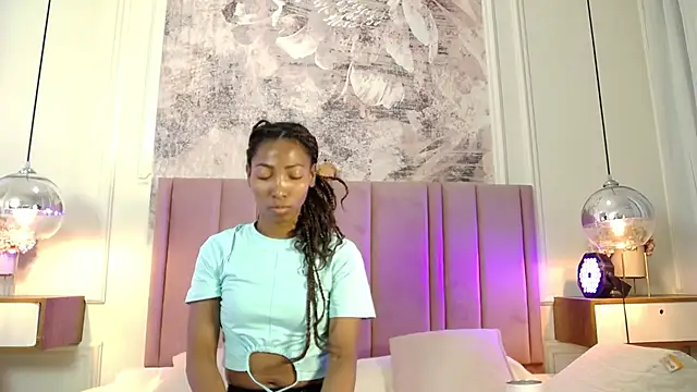 Snapshot of SabrinaDevill chatting on 06/30/26, 01:23 SabrinaDevill online show from 06/30/26, 01:23