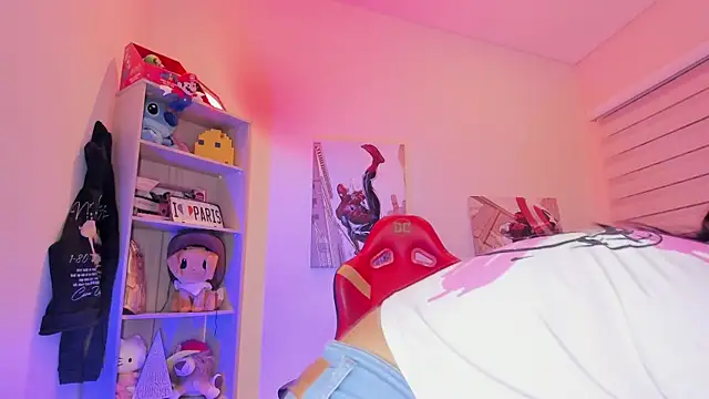 madelyn rose  online show from 01/16/25, 01:58