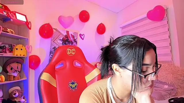 madelyn rose  online show from 02/14/25, 05:30