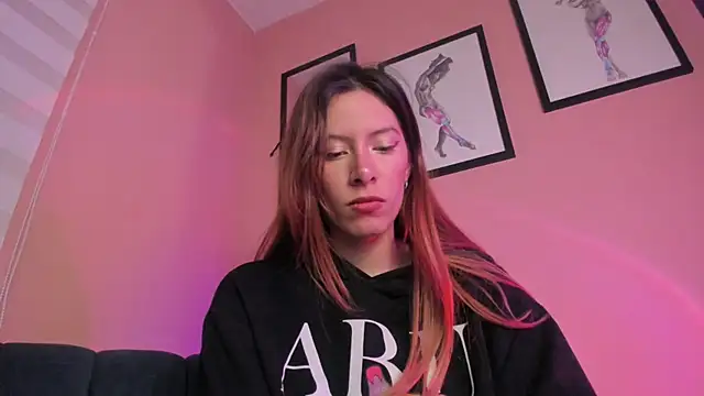 Snapshot of SensualJane2 chatting on 05/22/26, 06:09 SensualJane2 online show from 05/22/26, 06:09