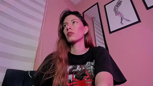 Snapshot of SensualJane2 chatting on 06/11/26, 05:38 SensualJane2 online show from 06/11/26, 05:38