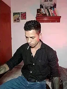 chero 95 online show from 11/14/25, 10:51