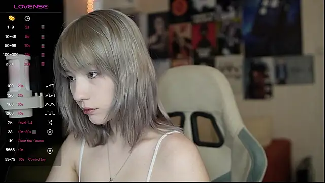 Snapshot of Traharaa chatting on 02/16/26, 10:55 Traharaa online show from 02/16/26, 10:55