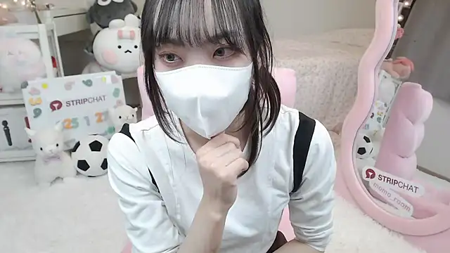 momo room online show from 01/27/25, 01:30