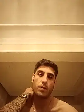 arenn1997 online show from 10/30/25, 12:34