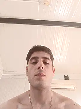 arenn1997 online show from 12/17/25, 12:33